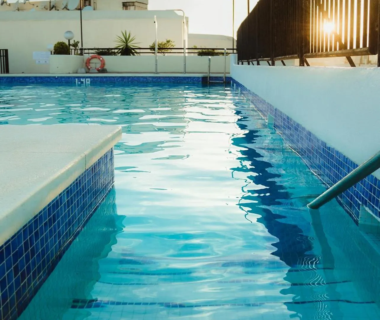 1ª Linea De Playa Marbell Center Apartment Marbella